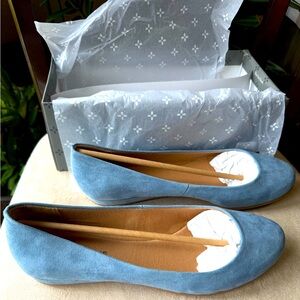 Sun + Stone Women’s slip on Shoe,  Light blue faux suede, 9 1/2M